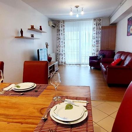 Summer Lake Apartman Mamaia Kültér fotó
