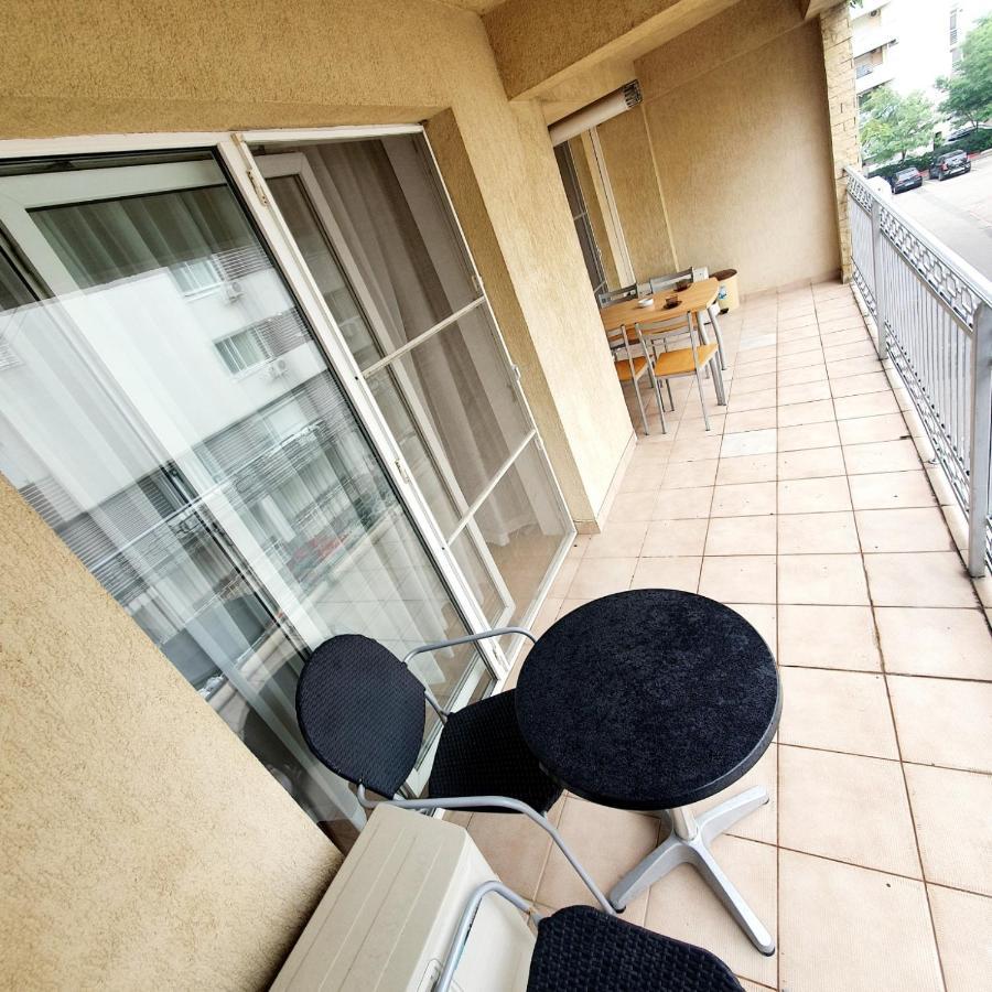 Summer Lake Apartman Mamaia Kültér fotó